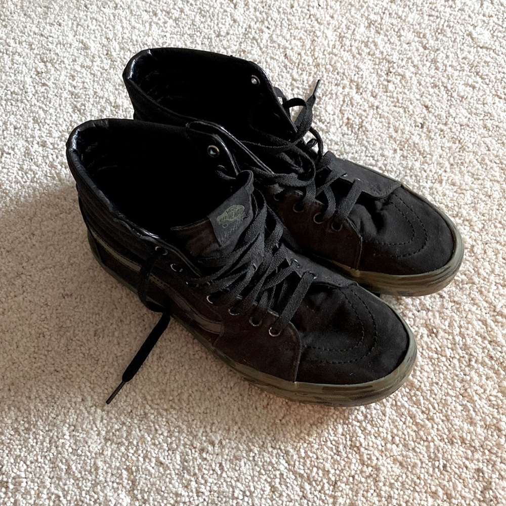 Vans black size 9 mens/10.5 womens